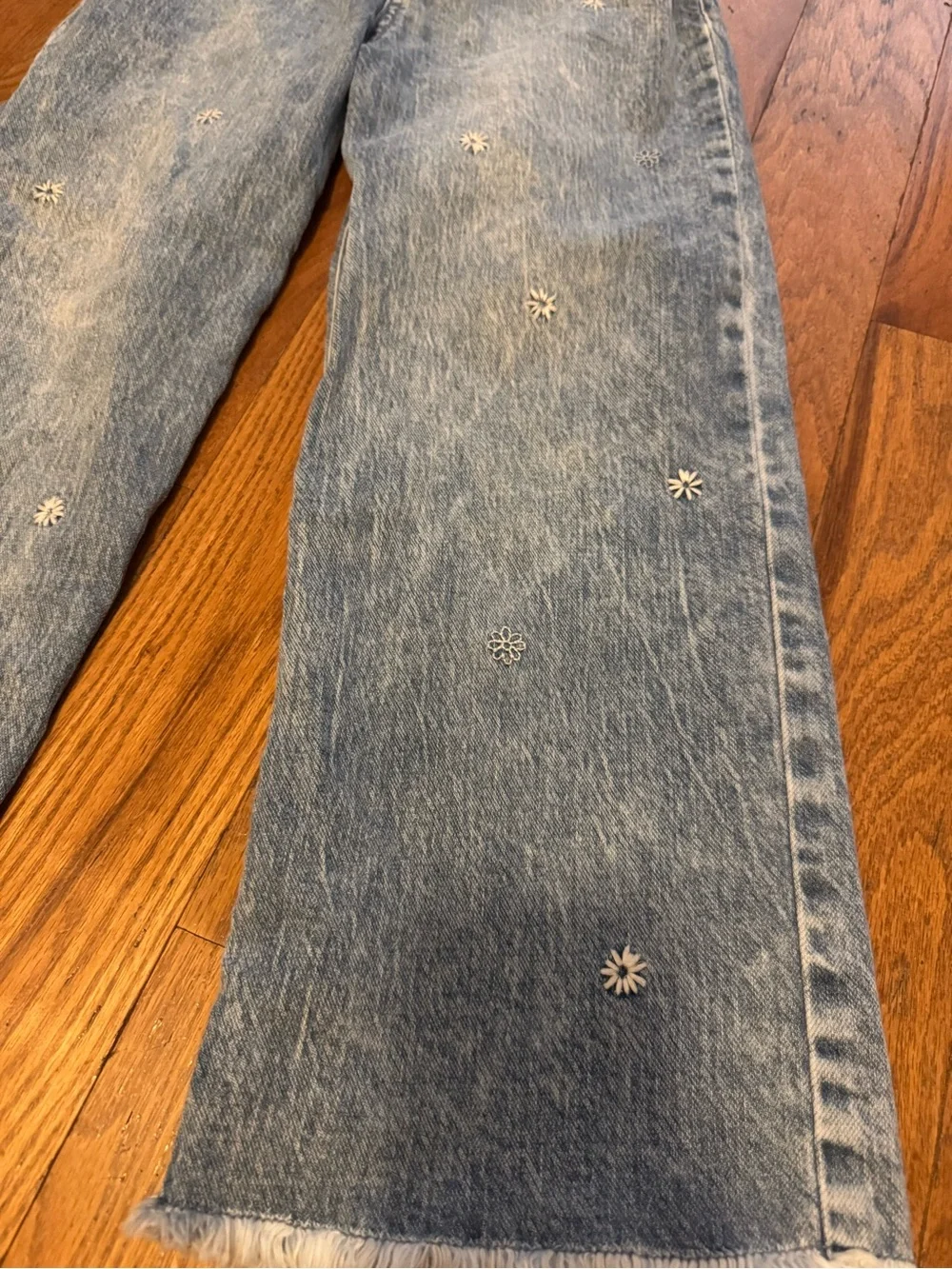 Girls Cat & Jack Wide Leg Floral Embroidered Jeans Size 10